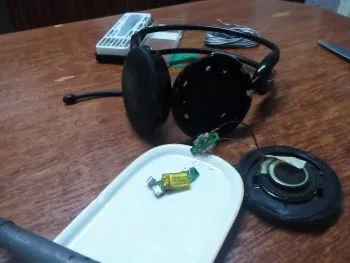 Саморобні bluetooth навушники