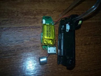 Саморобні bluetooth навушники