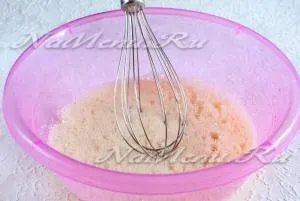 Шарлотка з грушами, рецепт з фото крок за кроком в духовці (розпушувач) Шарлотка з грушами, рецепт з фото крок за кроком в духовці
