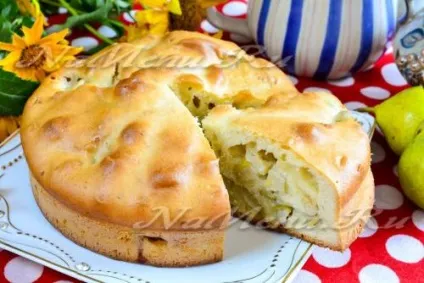 Шарлотка з грушами, рецепт з фото крок за кроком в духовці (яйця) Шарлотка з грушами, рецепт з фото крок за кроком в духовці