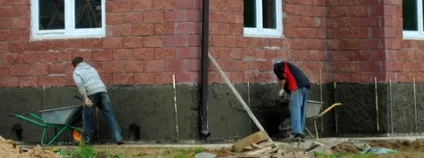 Штукатурка фундаменту будинку своїми руками відео-інструкція, ніж заштукатурити краще, фото (штукатурка фундаменту будинку своїми руками як штукатурити) Штукатурка фундаменту будинку своїми руками відео-інструкція, ніж заштукатурити краще, фото