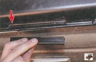 Зняття, установка, заміна декоративних накладок порогів на автомобілі лада пріора ваз 2170 (порогів) Зняття, установка, заміна декоративних накладок порогів на автомобілі лада пріора ВАЗ 2170