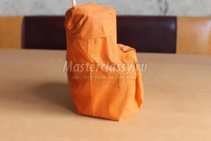 Солодка композиція з цукерок