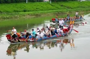 Сонник плисти на човні по річці уві сні бачити до чого сниться (плисти) Сонник плисти на човні по річці уві сні бачити до чого сниться
