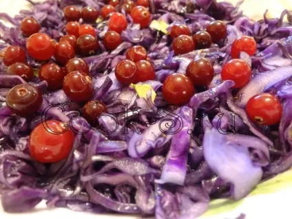 Солона червона капуста - покроковий рецепт з фото, закуски (закуски) Солона червона капуста - покроковий рецепт з фото, закуски