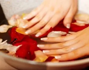 Spa-манікюр - комплексний догляд за руками (spa-манікюр) Spa-манікюр - комплексний догляд за руками