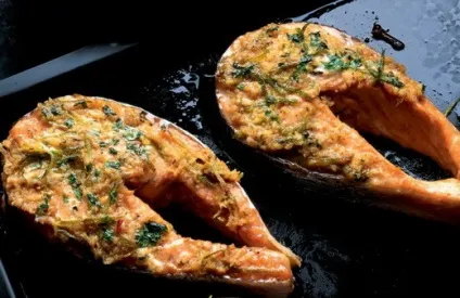 Стейки горбуші в духовці - рецепт з фото крок за кроком (стейки) Стейки горбуші в духовці - рецепт з фото крок за кроком