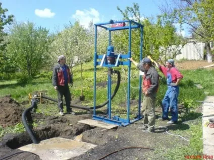 Вартість свердловини на воду скільки коштує буріння, відео-інструкція по монтажу своїми руками, фото і (свердловини) Вартість свердловини на воду скільки коштує буріння, відео-інструкція по монтажу своїми руками, фото і