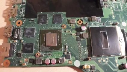 Acer v3-772g - чистка, заміна термопасти (чищенні заміні термопасти) Acer v3-772g - чистка, заміна термопасти
