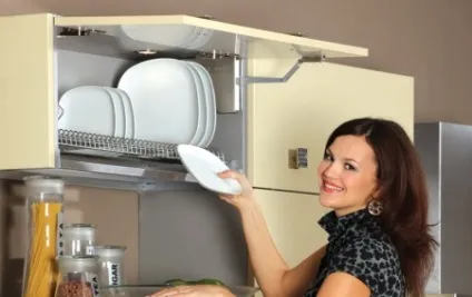Сушарка для кухонної шафи сушка для посуду, як встановити настінну посудосушілку на кухні