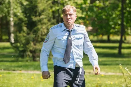 Божевільна караоке-комедія (Боярський Інна Чурикова Олена) Божевільна караоке-комедія