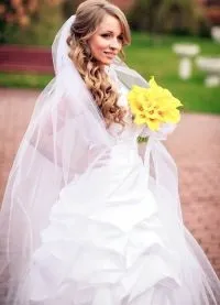 Весільні зачіски з довгою фатою (довгої) Весільні зачіски з довгою фатою