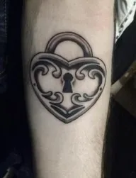 Тату замки і ключі (фото, ескізи, значення), tattoofotos (фото замок) Тату замки і ключі (фото, ескізи, значення), tattoofotos