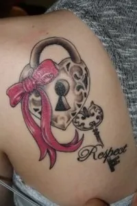Тату замки і ключі (фото, ескізи, значення), tattoofotos (тату) Тату замки і ключі (фото, ескізи, значення), tattoofotos