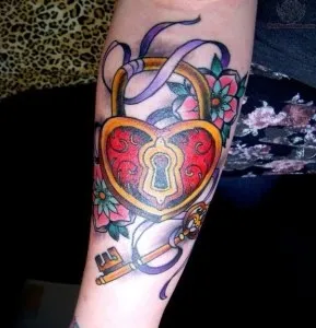 Тату замки і ключі (фото, ескізи, значення), tattoofotos (тату замок і ключ) Тату замки і ключі (фото, ескізи, значення), tattoofotos