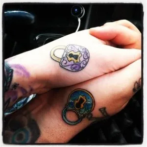 Тату замки і ключі (фото, ескізи, значення), tattoofotos (замки) Тату замки і ключі (фото, ескізи, значення), tattoofotos