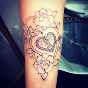Тату замки і ключі (фото, ескізи, значення), tattoofotos (кольорові татуювання) Тату замки і ключі (фото, ескізи, значення), tattoofotos