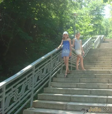 Тарасова гора в Каневі подорожі по світу - жіноча соціальна мережа (велично статечно тут) Тарасова гора в Каневі подорожі по світу - жіноча соціальна мережа