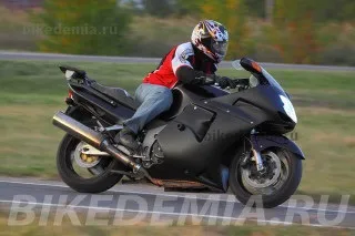 Тест мотоцикла honda cbr1100xx superblackbird, байкадемія (cbr1100xx) Тест мотоцикла honda cbr1100xx superblackbird, байкадемія