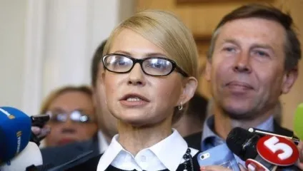Тимошенко президент випустив на мене всіх своїх собак (політика) Тимошенко президент випустив на мене всіх своїх собак