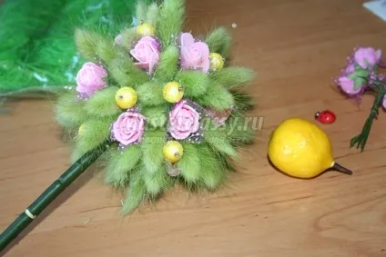 Топиарий з лагурус