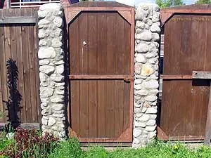 Установка фундаменту воріт і огорожі (найкращим рішенням є пристрій) Установка фундаменту воріт і огорожі