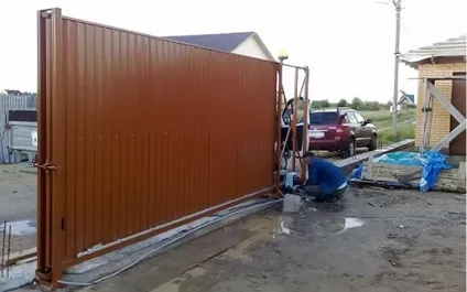 Установка автоматики на відкатні ворота