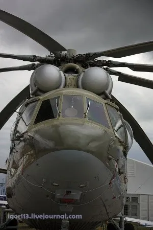 Вертоліт-гігант мі-26 - джерело гарного настрою (здвоєними) Вертоліт-гігант мі-26 - джерело гарного настрою