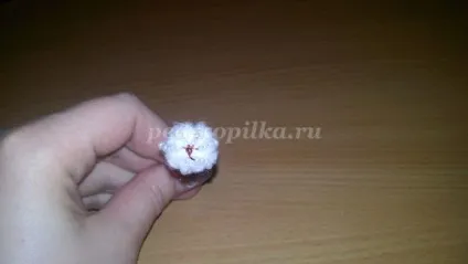 Гілочка верби з бісеру