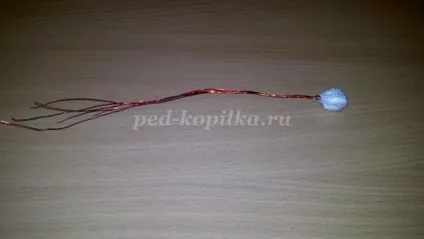 Гілочка верби з бісеру
