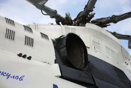 Вертоліт-гігант мі-26 - джерело гарного настрою (проте) Вертоліт-гігант мі-26 - джерело гарного настрою