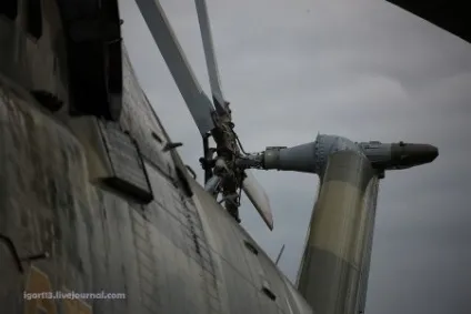 Вертоліт-гігант мі-26 - джерело гарного настрою (здвоєними) Вертоліт-гігант мі-26 - джерело гарного настрою