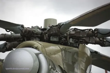 Вертоліт-гігант мі-26 - джерело гарного настрою (проте) Вертоліт-гігант мі-26 - джерело гарного настрою