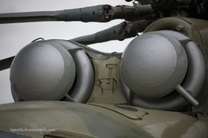 Вертоліт-гігант мі-26 - джерело гарного настрою (колесами) Вертоліт-гігант мі-26 - джерело гарного настрою