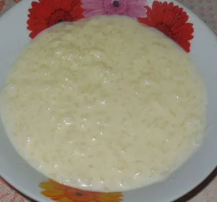 Смачна рисова каша на молоці і воді в каструлі рідка і класична (густа) - покроковий рецепт (каструлі) Смачна рисова каша на молоці і воді в каструлі рідка і класична (густа) - покроковий рецепт