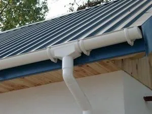 Водостік своїми руками з каналізаційної труби особливості і способи споруди (водостік) Водостік своїми руками з каналізаційної труби особливості та способи спорудження