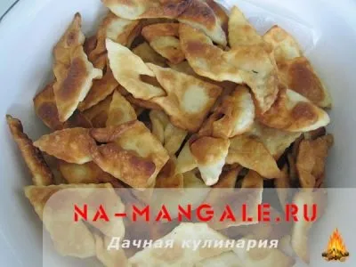 Хворост на горілці хрусткий класичний рецепт з покроковими фото (горілці) Хворост на горілці хрусткий класичний рецепт з покроковими фото