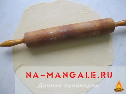 Хворост на горілці хрусткий класичний рецепт з покроковими фото (хмиз горілці молоці) Хворост на горілці хрусткий класичний рецепт з покроковими фото