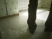 Замовити послуги вирівнювання статі в квартирі або будинку (витік межі кімнати) Замовити послуги вирівнювання статі в квартирі або будинку