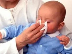 Закладений ніс у немовляти, причини недуги і методи його усунення (грудного) Закладений ніс у немовляти, причини недуги і методи його усунення
