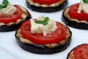 Закуска з баклажанів з помідорами (баклажани Закуска баклажанів помідорами) Закуска з баклажанів з помідорами