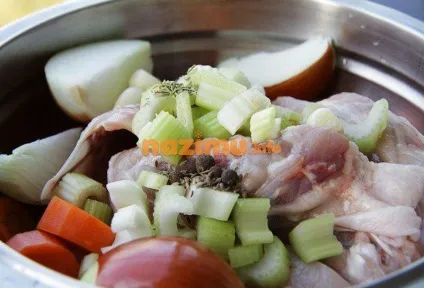 Заморожений курячий бульйон - рецепт на зиму з фото (заморожений курячий бульйон) Заморожений курячий бульйон - рецепт на зиму з фото