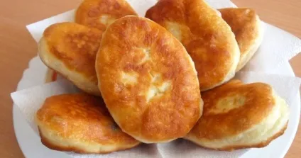 Смажені пиріжки на сковороді - рецепти з картоплею, м'ясом і повидлом (смажені) Смажені пиріжки на сковороді - рецепти з картоплею, м'ясом і повидлом