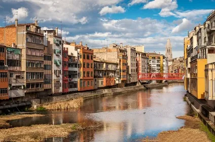 Жирона жива історія середньовіччя - путівник барселона тм (girona) Жирона жива історія середньовіччя - путівник барселона тм