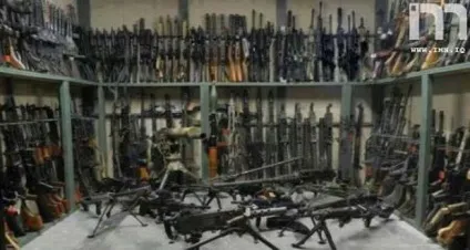 А чому вибухають взагалі то снаряди (склади) А чому вибухають взагалі то снаряди