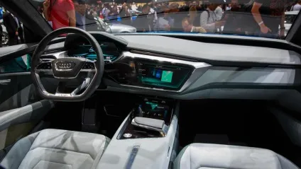 Audi e-tron quattro concept фото характеристики - концепт електрокара ауді 2018 року, відгуки (audi) Audi e-tron quattro concept фото характеристики - концепт електрокара ауді 2018 року, відгуки
