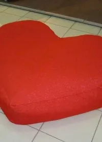 Безкаркасне крісло