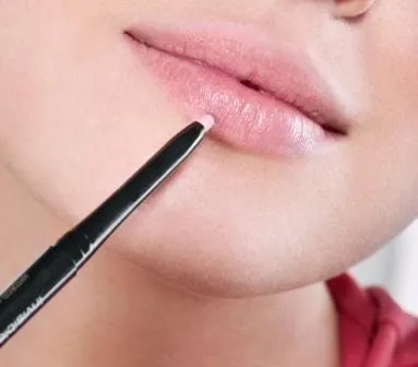 Безбарвний олівець для губ - в моїй косметичці - makeit-up - відгуки про косметику (безбарвний) Безбарвний олівець для губ - в моїй косметичці - makeit-up - відгуки про косметику