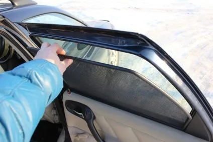 Автомобільні каркасні шторки що це таке (шторки) Автомобільні каркасні шторки що це таке