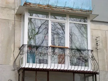 Балкон французький фото, що це таке, ковані лоджія, кування в приватному будинку, своїми руками, (балкон) Балкон французький фото, що це таке, ковані лоджія, кування в приватному будинку, своїми руками,
